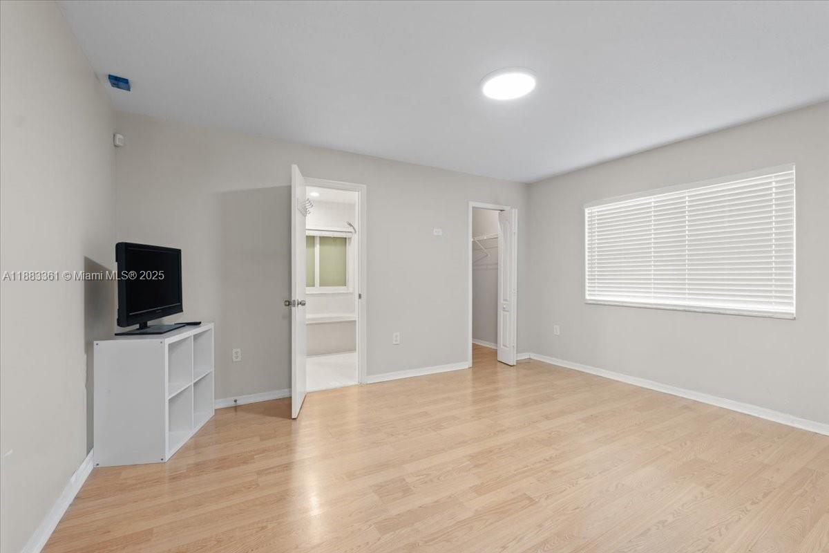 MAJESTIC ESTATES 1ST ADDN - Residential Lease