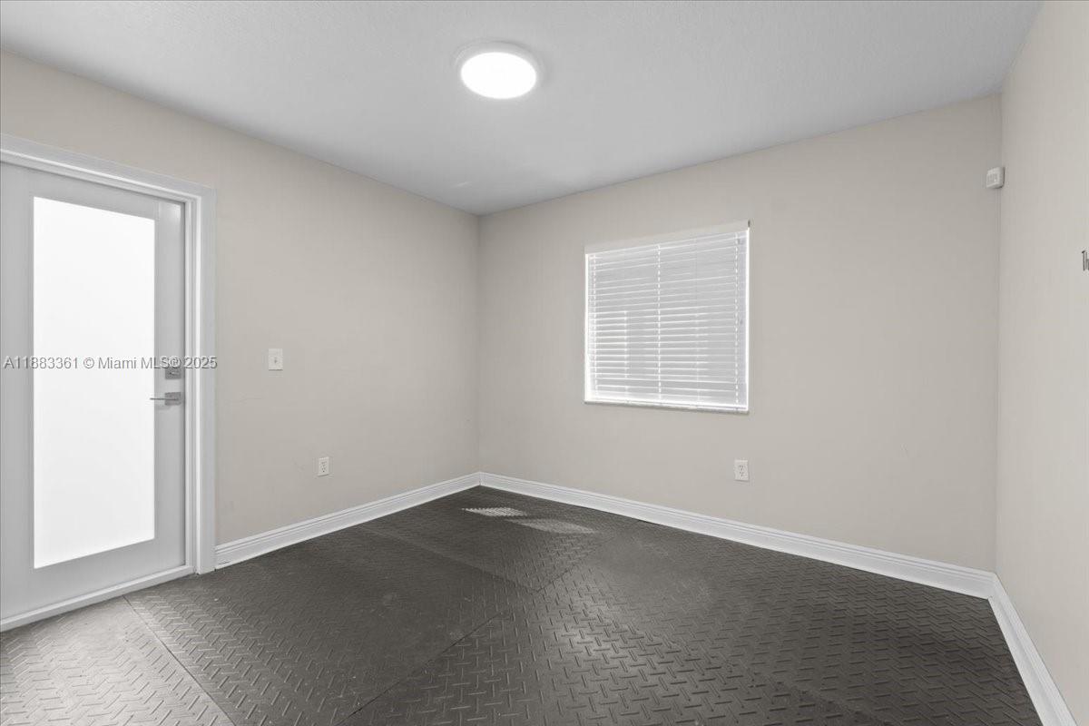 MAJESTIC ESTATES 1ST ADDN - Residential Lease