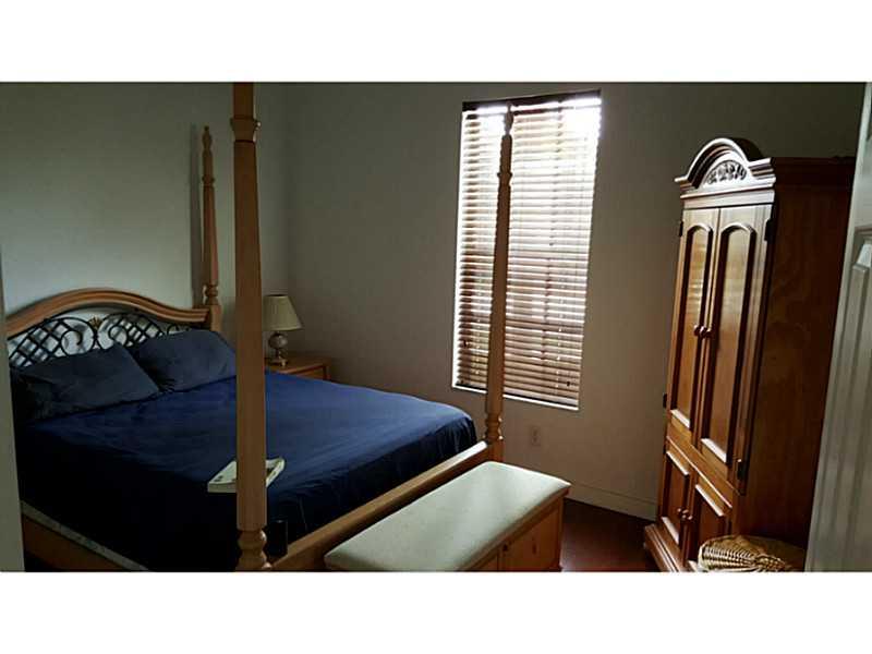 ISLES AT WESTON 171-40 B - Residential Lease