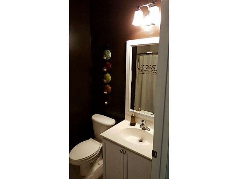 ISLES AT WESTON 171-40 B - Residential Lease