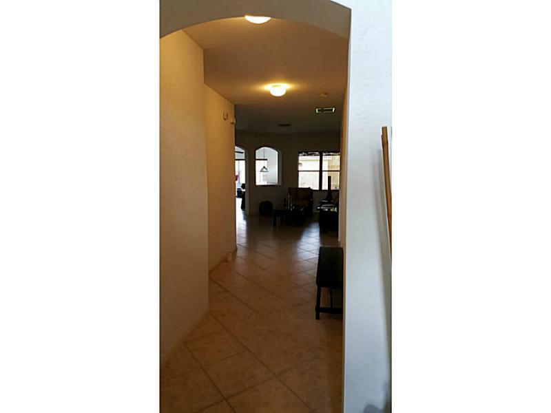 ISLES AT WESTON 171-40 B - Residential Lease