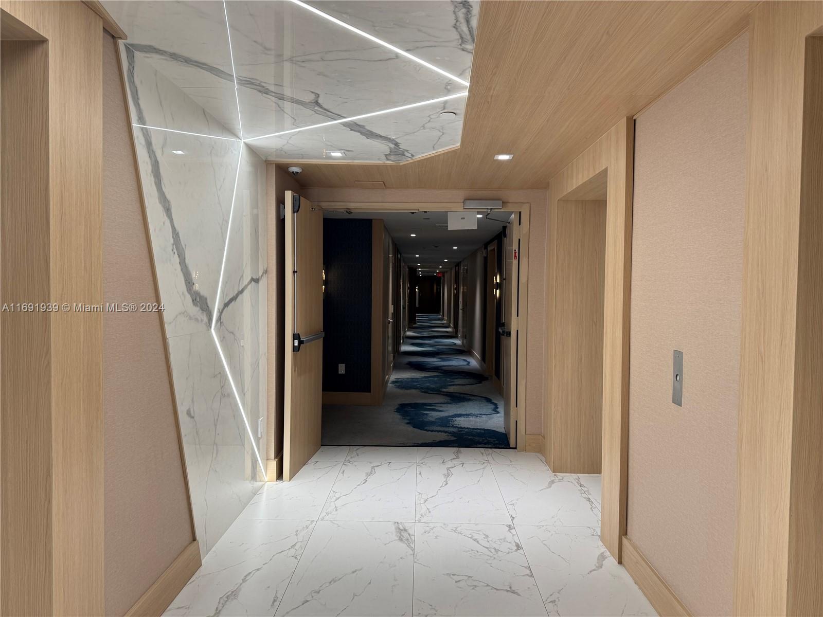 IVY CONDO - Residential