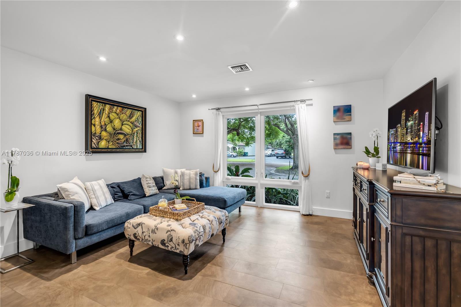 HAWLEY HEIGHTS 1ST ADDN - Residential