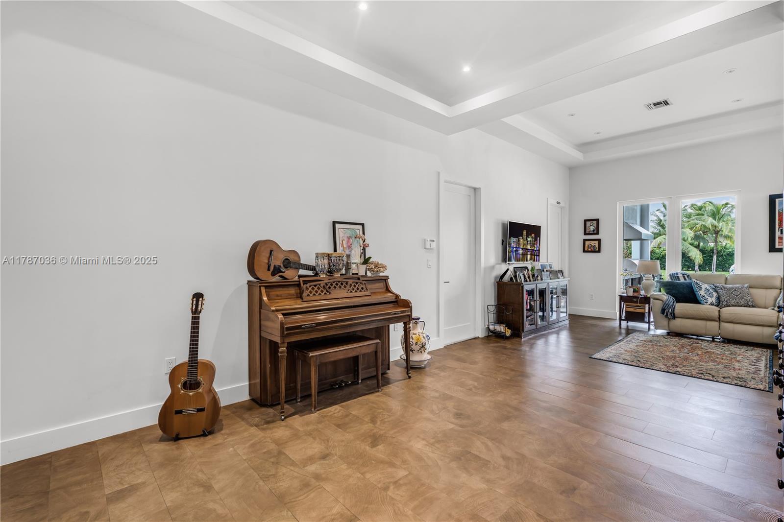 HAWLEY HEIGHTS 1ST ADDN - Residential