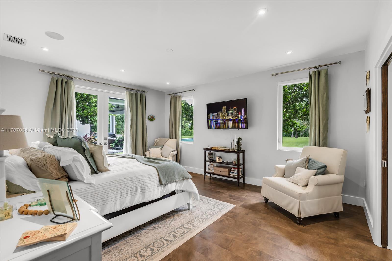 HAWLEY HEIGHTS 1ST ADDN - Residential