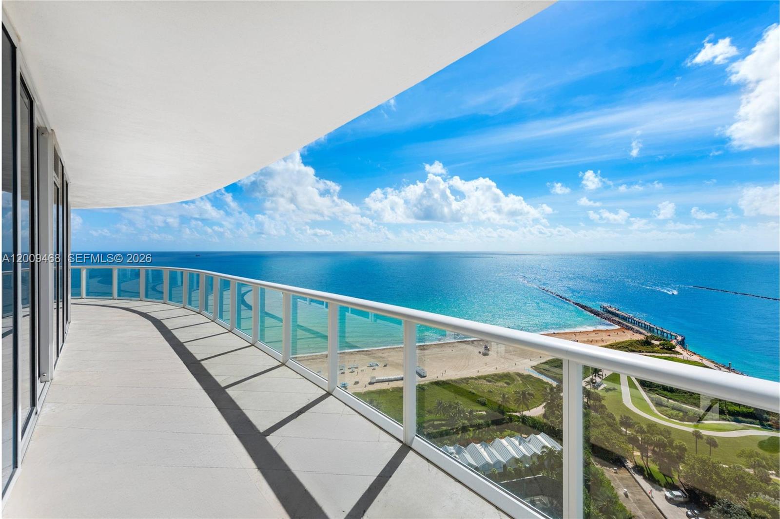 CONTINUUM ON SOUTH BEACH - Residential
