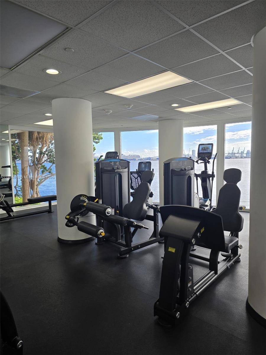 ISOLA CONDO - Residential