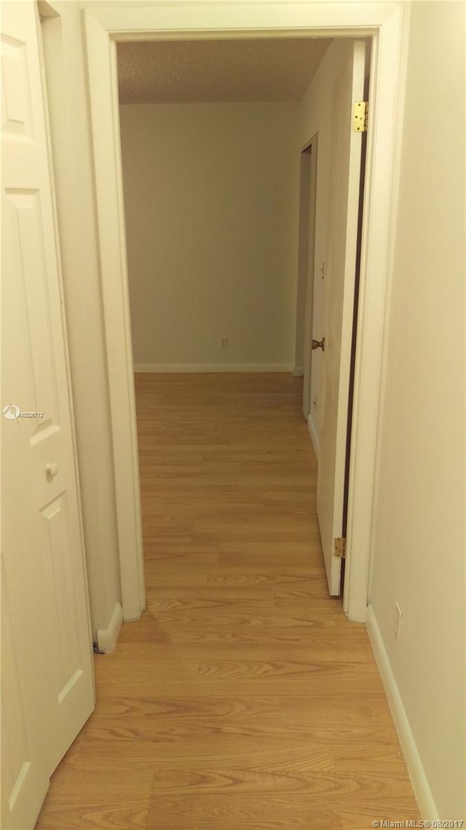 SUMMERBREEZE CONDOMINIUM - Residential Lease