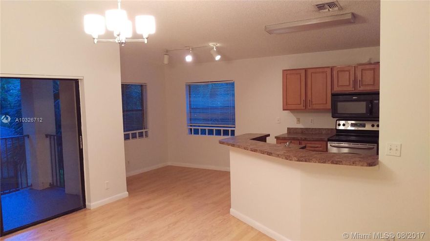 Fully renovated 1/1 available at Summerbreeze! Unit has laminate wood flooring, freshly painted, high vaulted ceiling, A/C under warranty, All stainless steel appliances with microwave included. Washer and dryer located inside. Summerbreeze is a great location near Sawgrass mall, BB&T center, restaurants & all major highways! Fast approval!