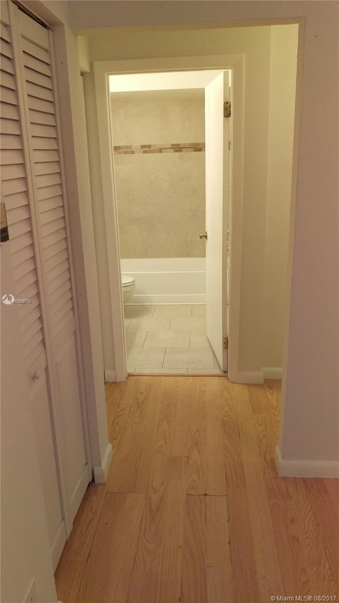 SUMMERBREEZE CONDOMINIUM - Residential Lease