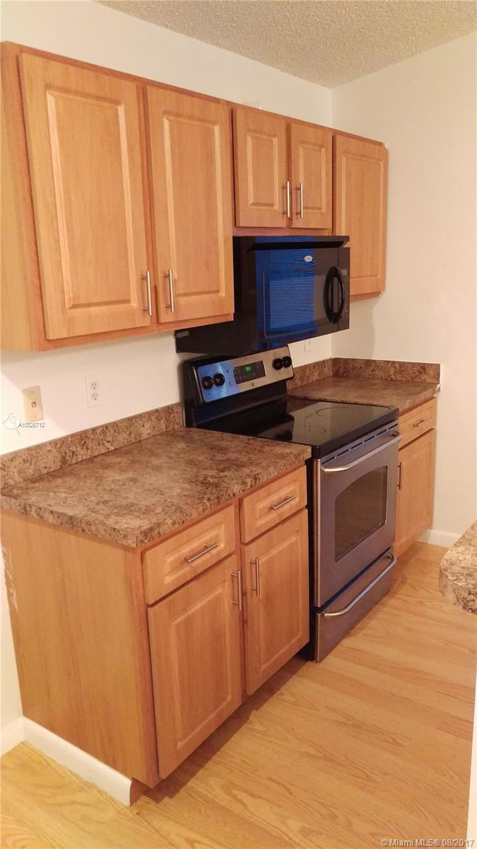 SUMMERBREEZE CONDOMINIUM - Residential Lease