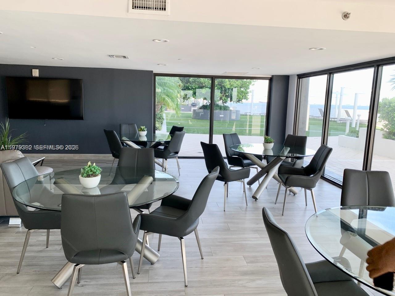 BRICKELL HARBOUR CONDO - Residential Lease