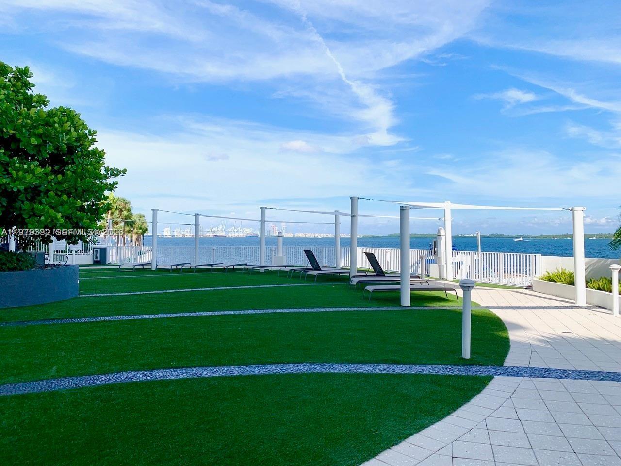 BRICKELL HARBOUR CONDO - Residential Lease