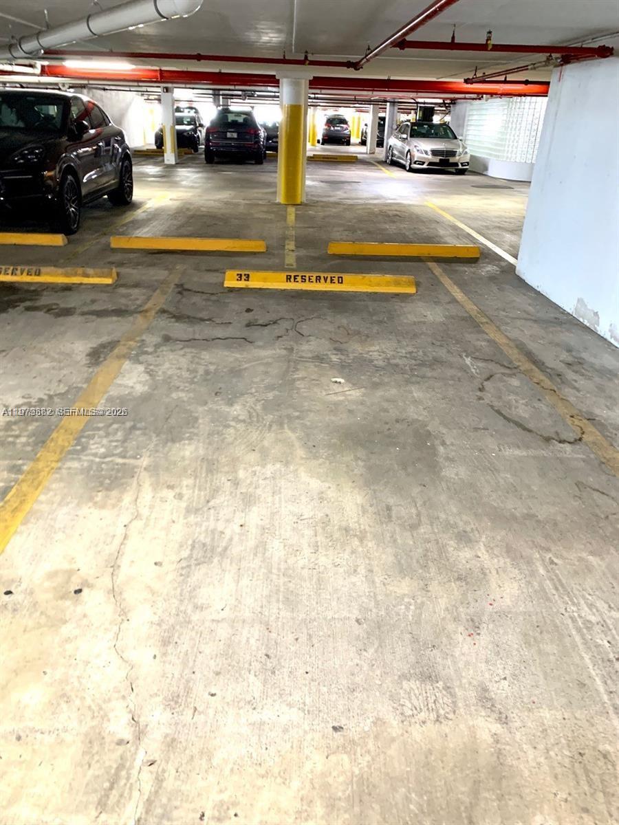 BRICKELL HARBOUR CONDO - Residential Lease