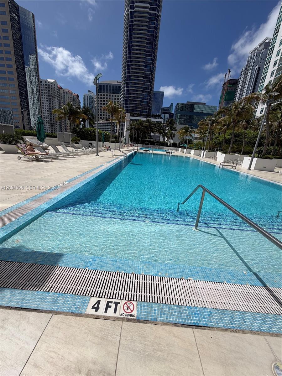 THE PLAZA 851 BRICKELL CO - Residential Lease