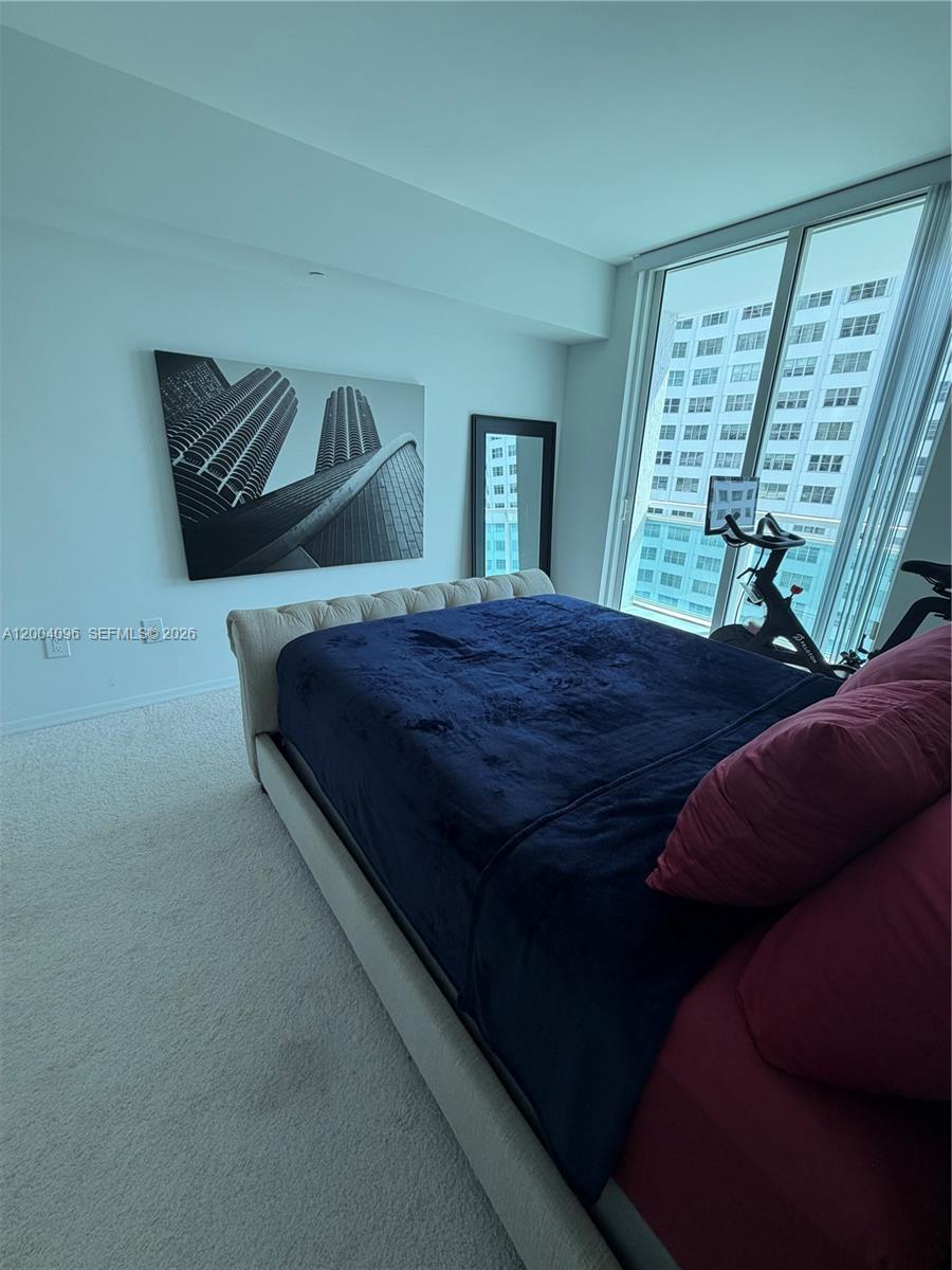 THE PLAZA 851 BRICKELL CO - Residential Lease