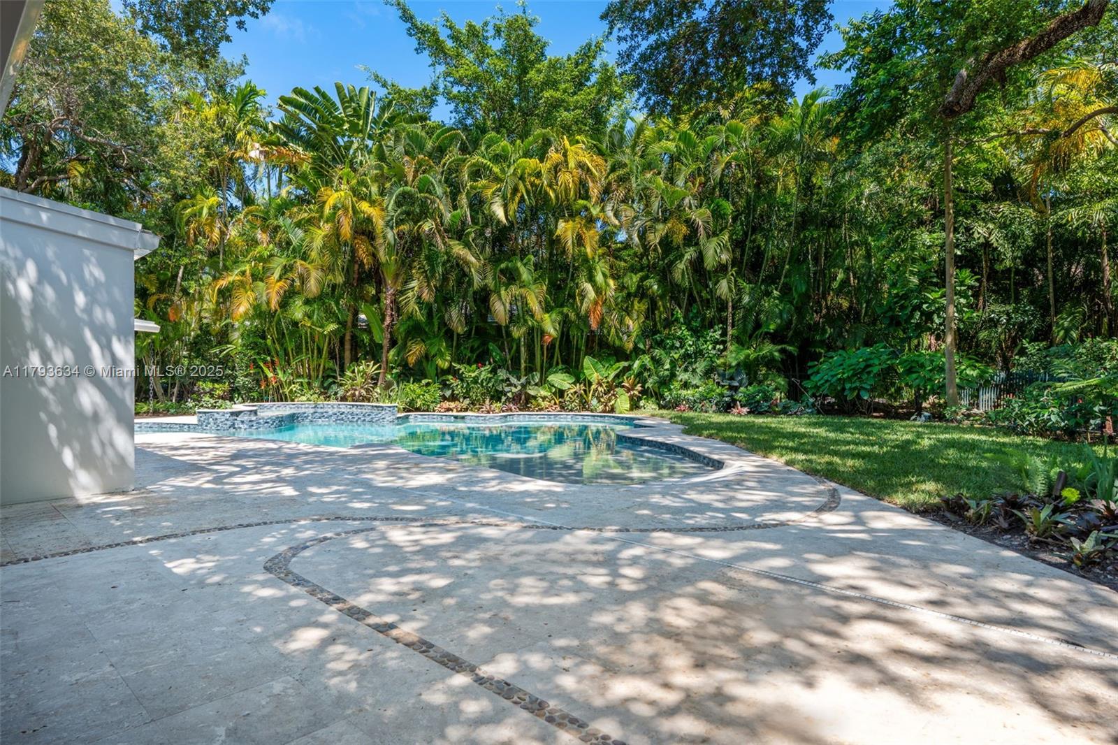 REV PL MIAMI SHORES SEC 8 - Residential