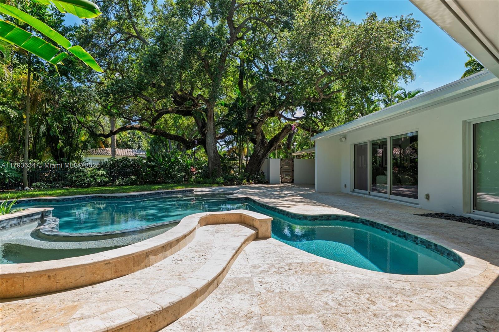 REV PL MIAMI SHORES SEC 8 - Residential