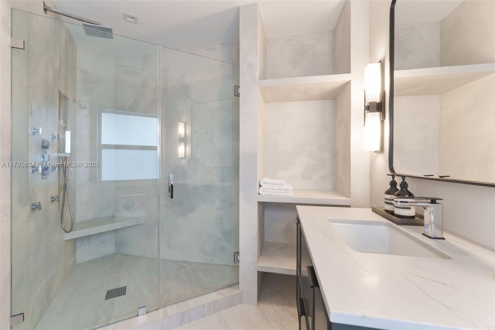 REV PL MIAMI SHORES SEC 8 - Residential
