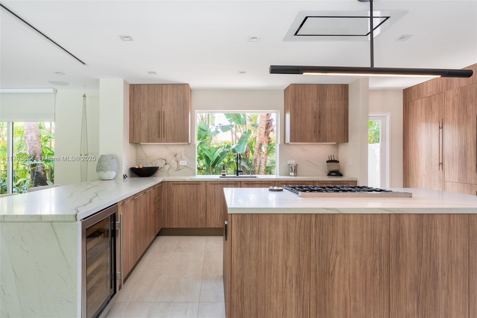 REV PL MIAMI SHORES SEC 8 - Residential