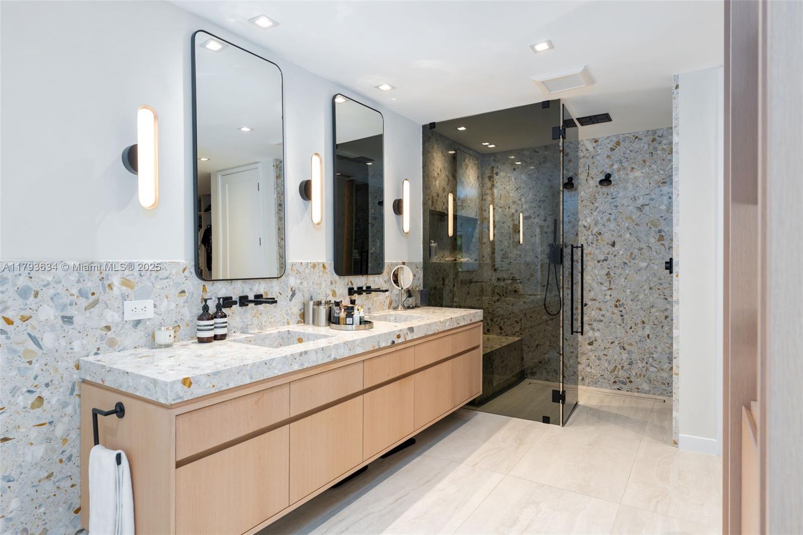 REV PL MIAMI SHORES SEC 8 - Residential