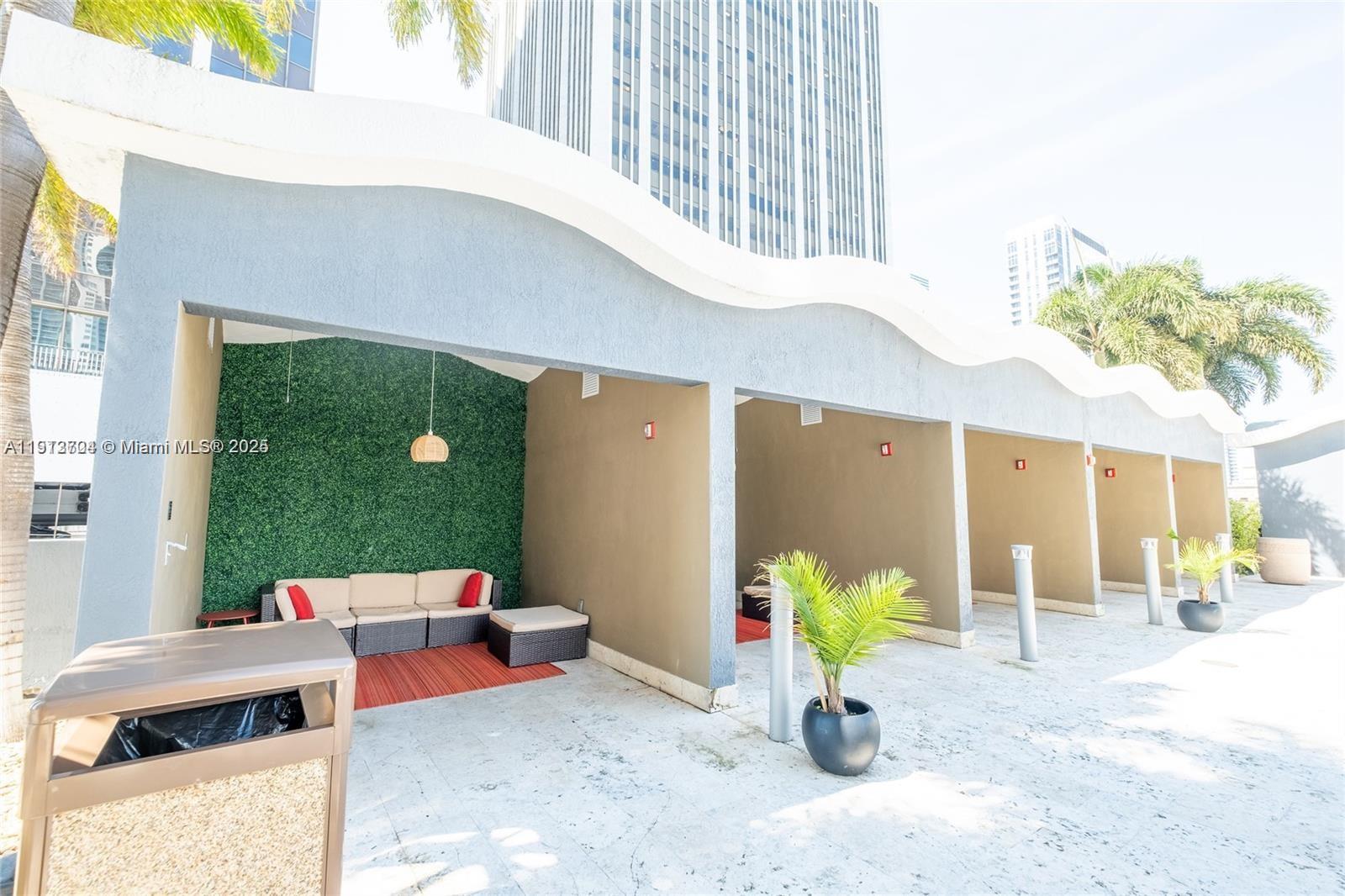 50 BISCAYNE CONDO - Residential