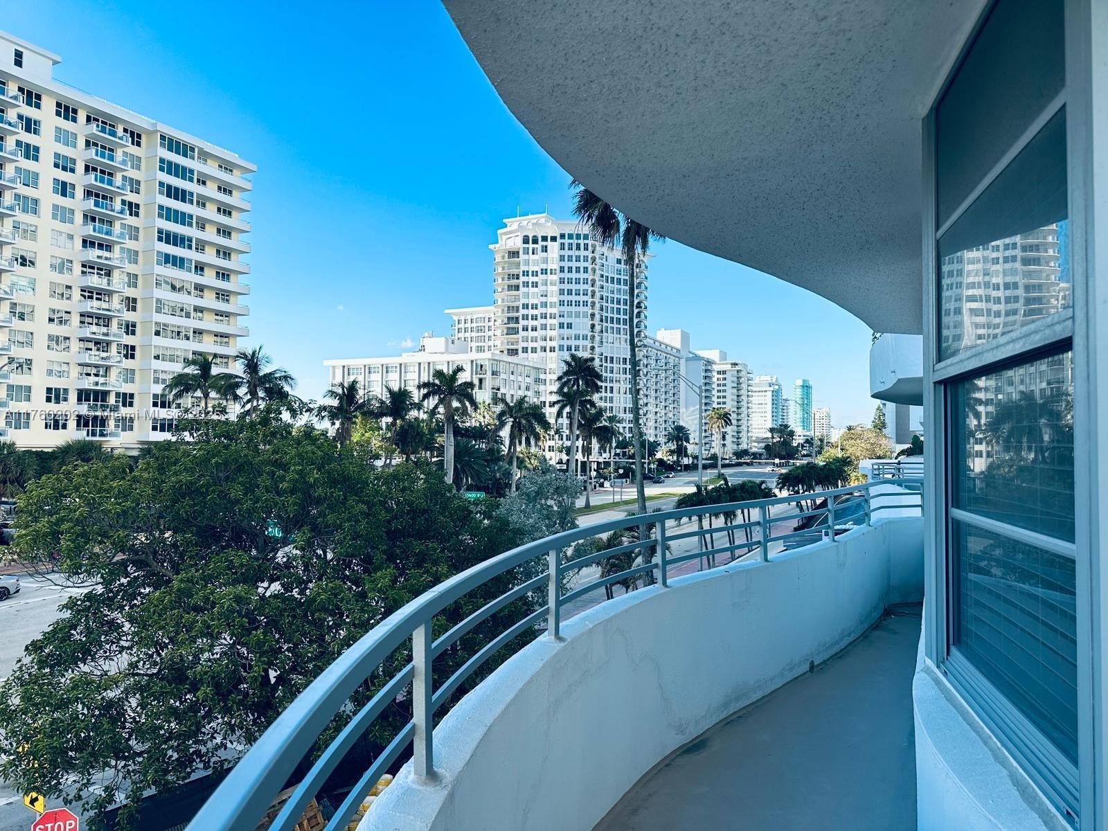 5555 Collins Ave 3A