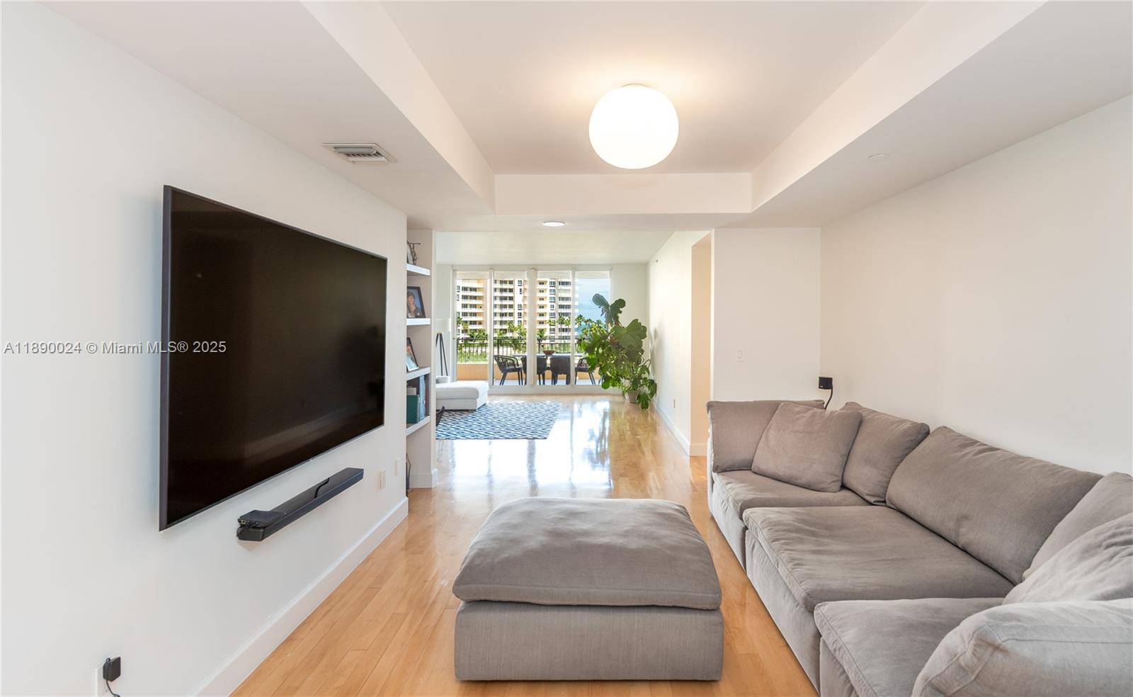 OCEAN TOWER ONE CONDO - Residential