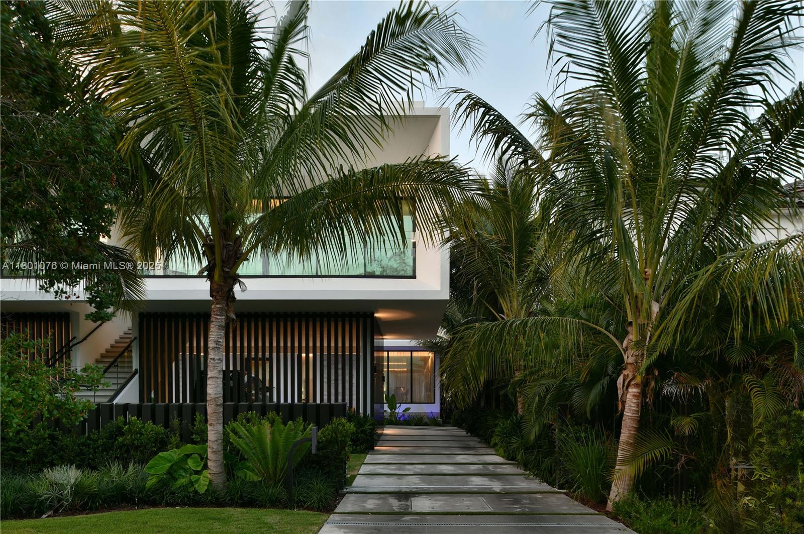 HIBISCUS ISLAND - Residential