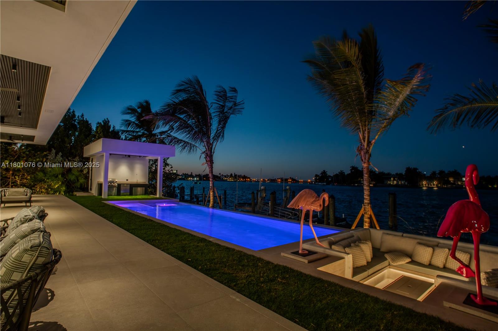 HIBISCUS ISLAND - Residential