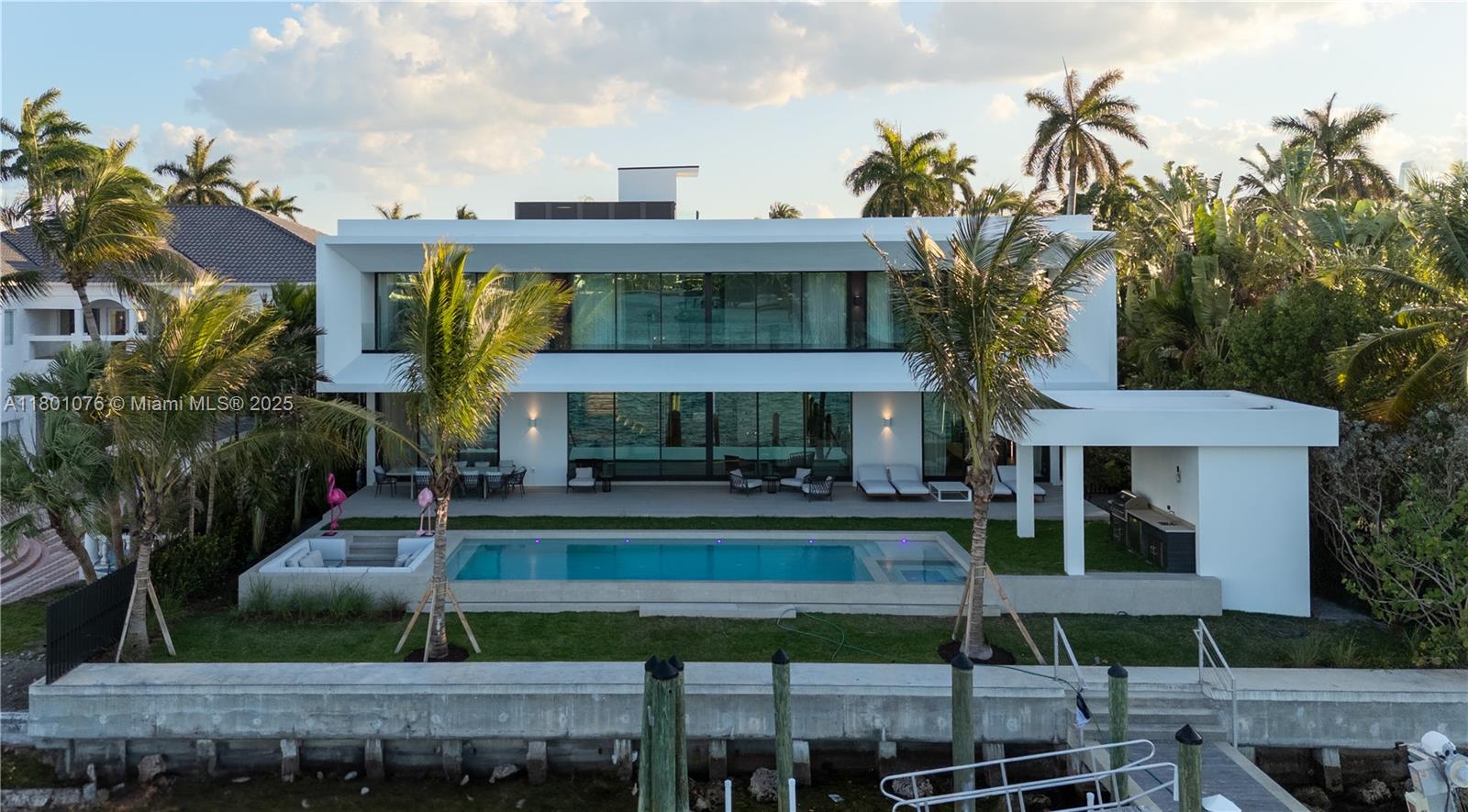 HIBISCUS ISLAND - Residential