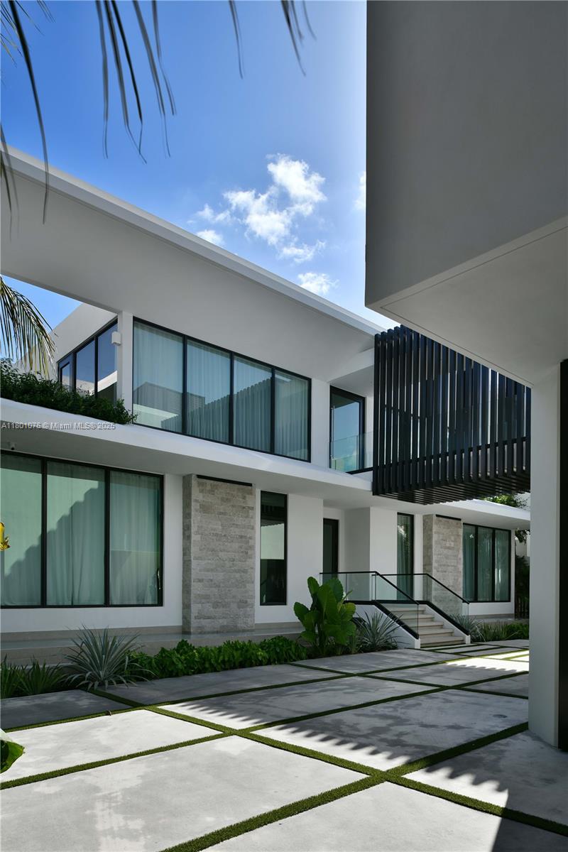 HIBISCUS ISLAND - Residential
