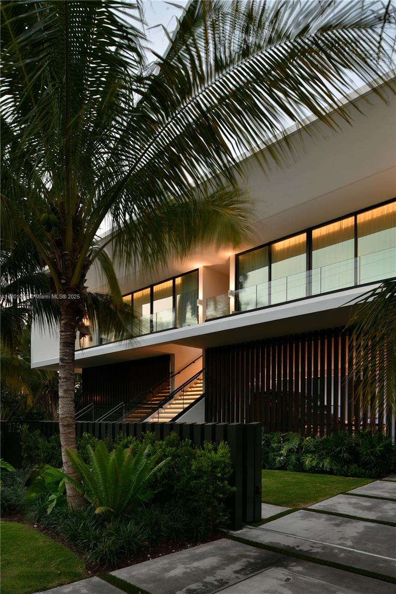 HIBISCUS ISLAND - Residential