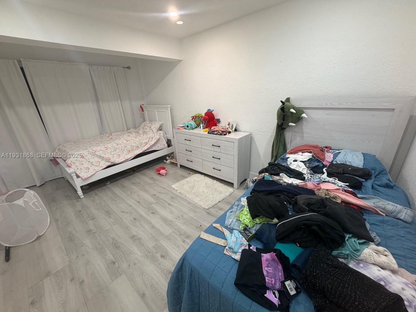 FAIRMONT - Residential