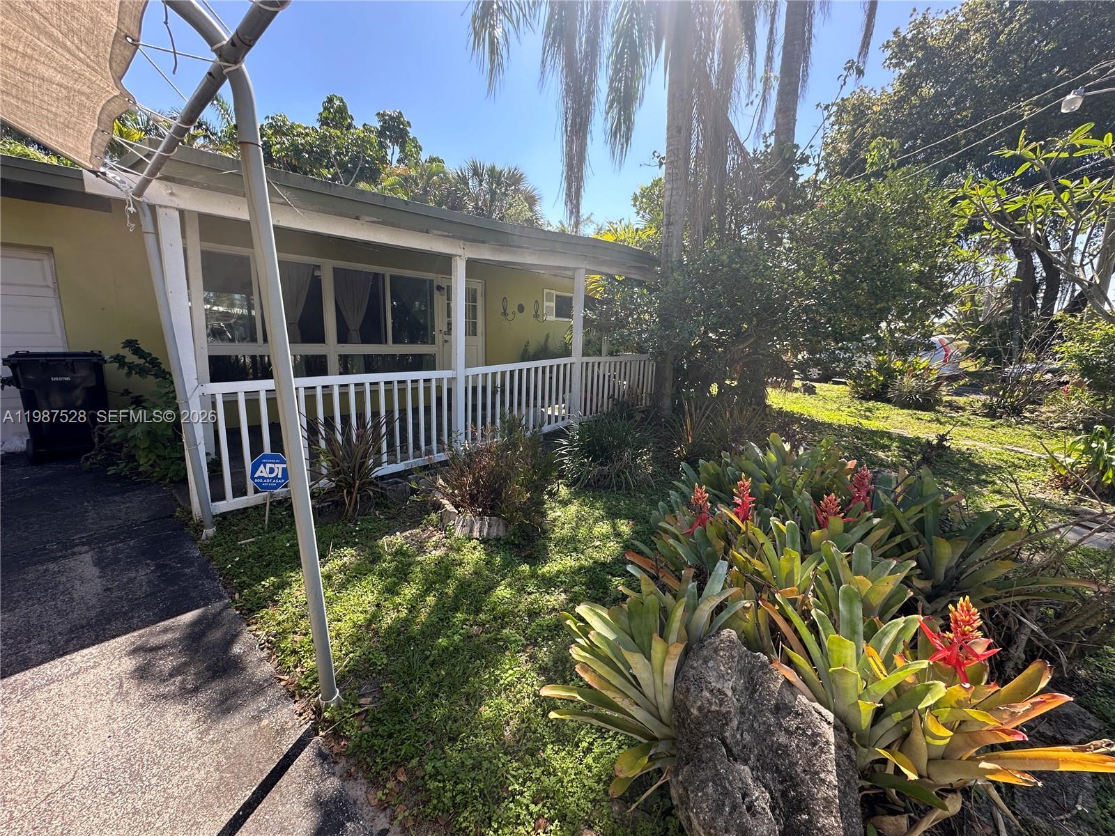 LAUDERDALE ISLES NO 2 - Residential