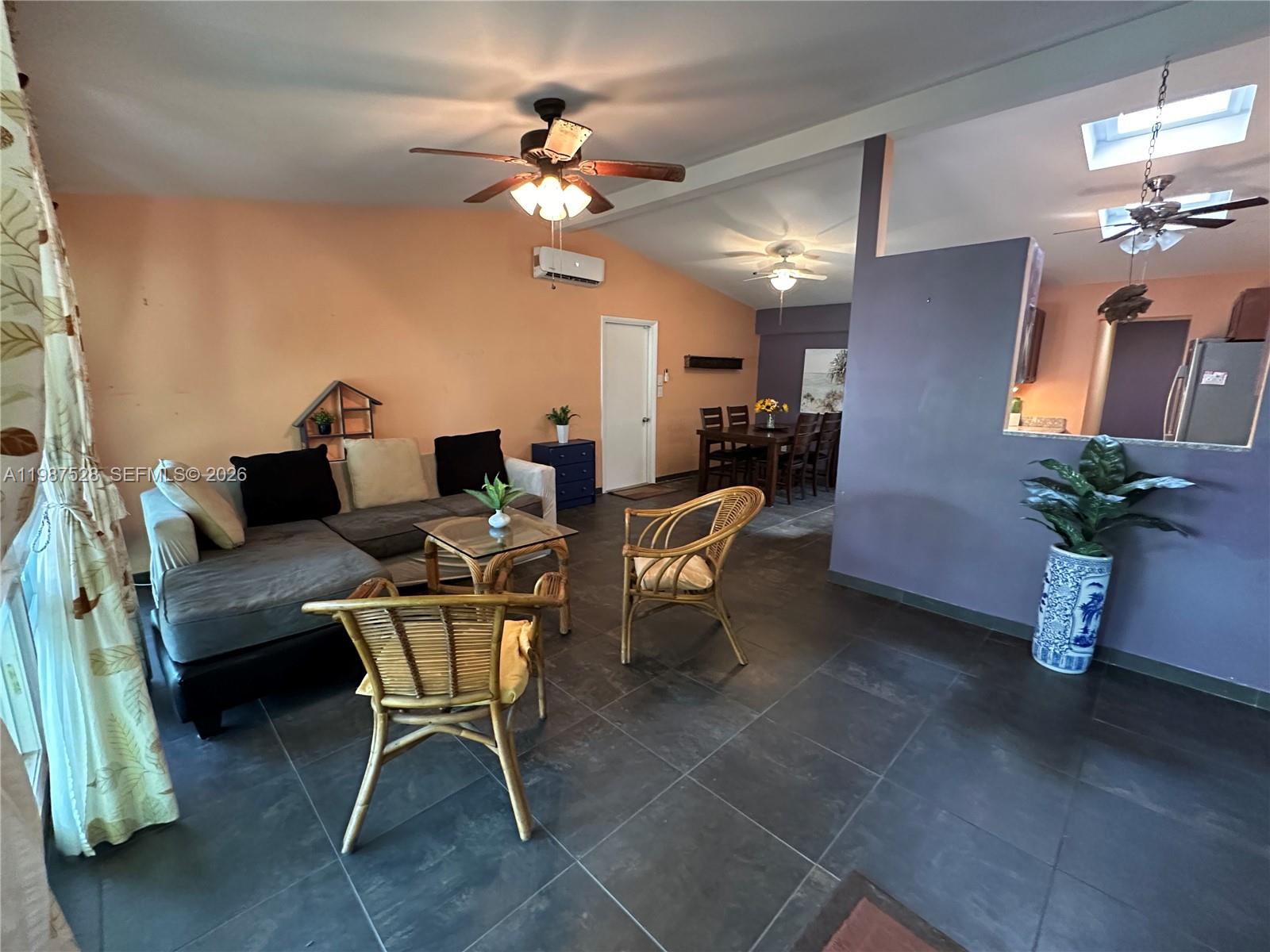 LAUDERDALE ISLES NO 2 - Residential