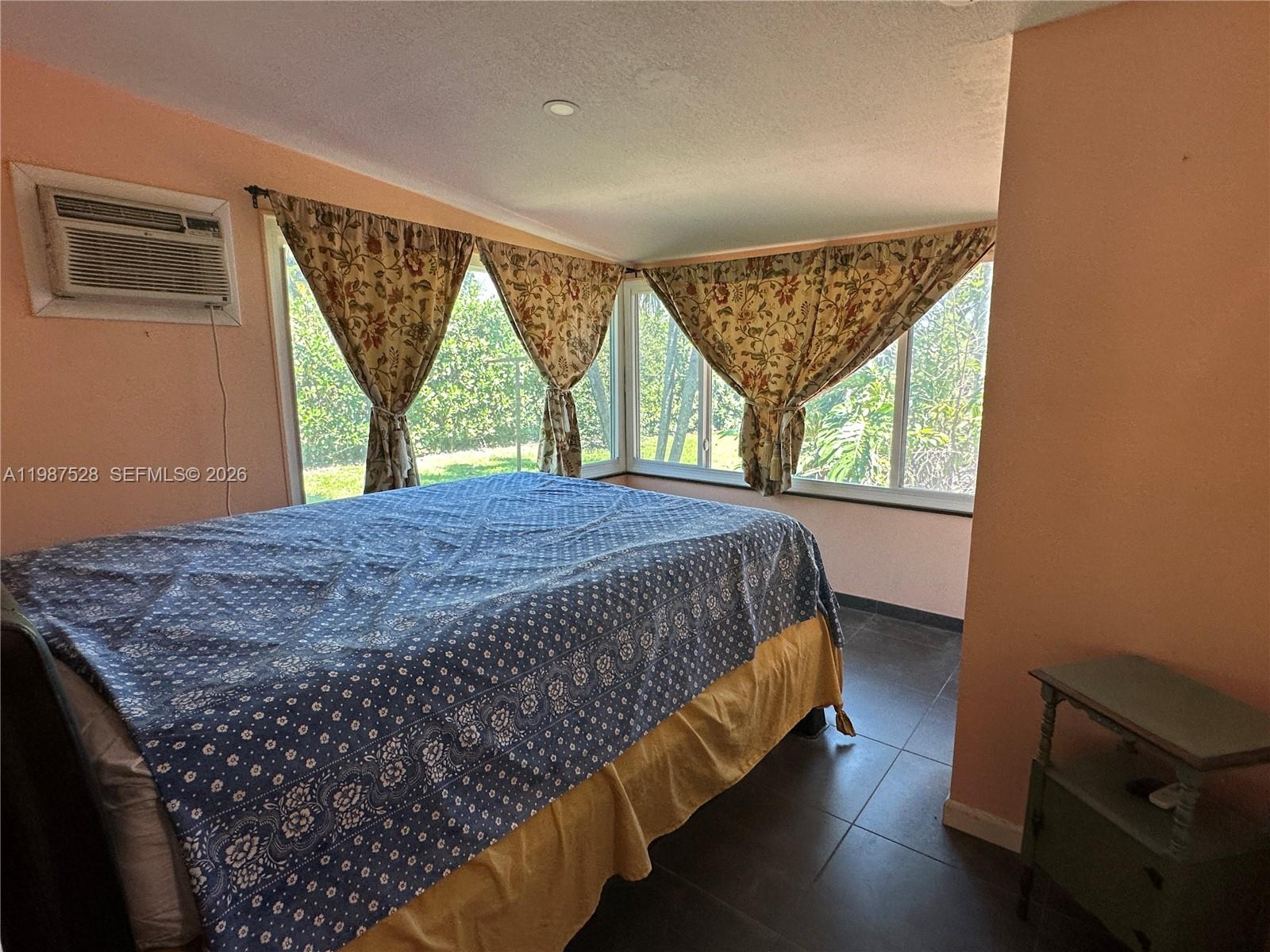 LAUDERDALE ISLES NO 2 - Residential