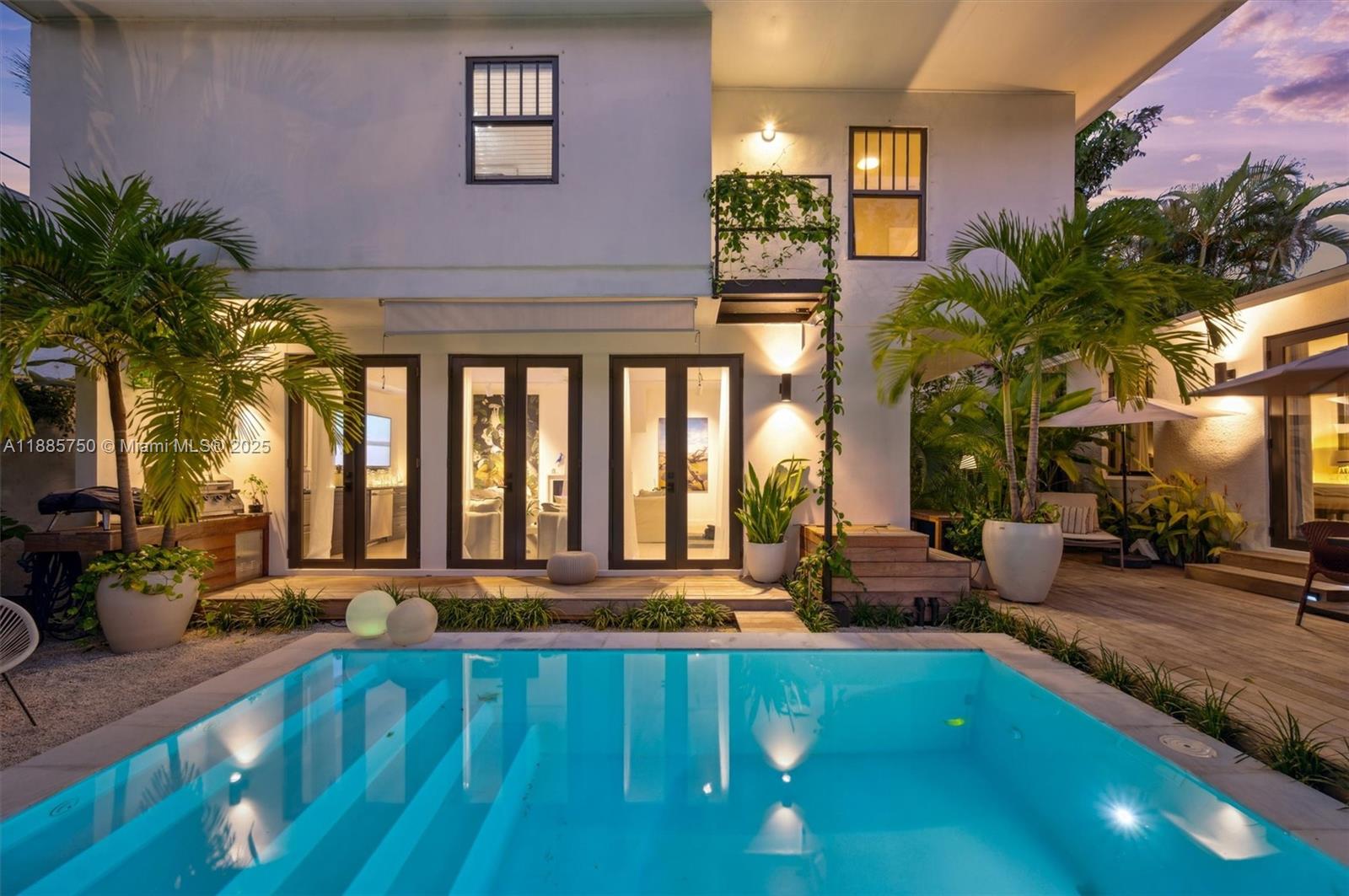 SHADOWLAWN - Residential