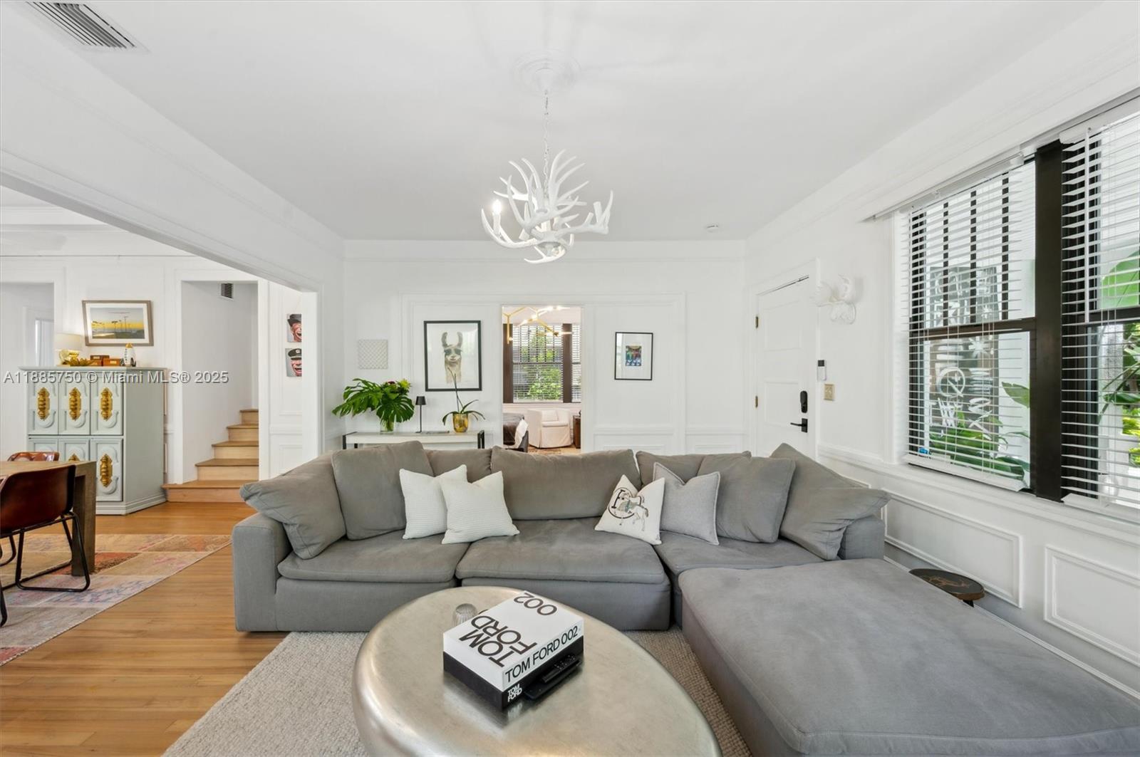 SHADOWLAWN - Residential
