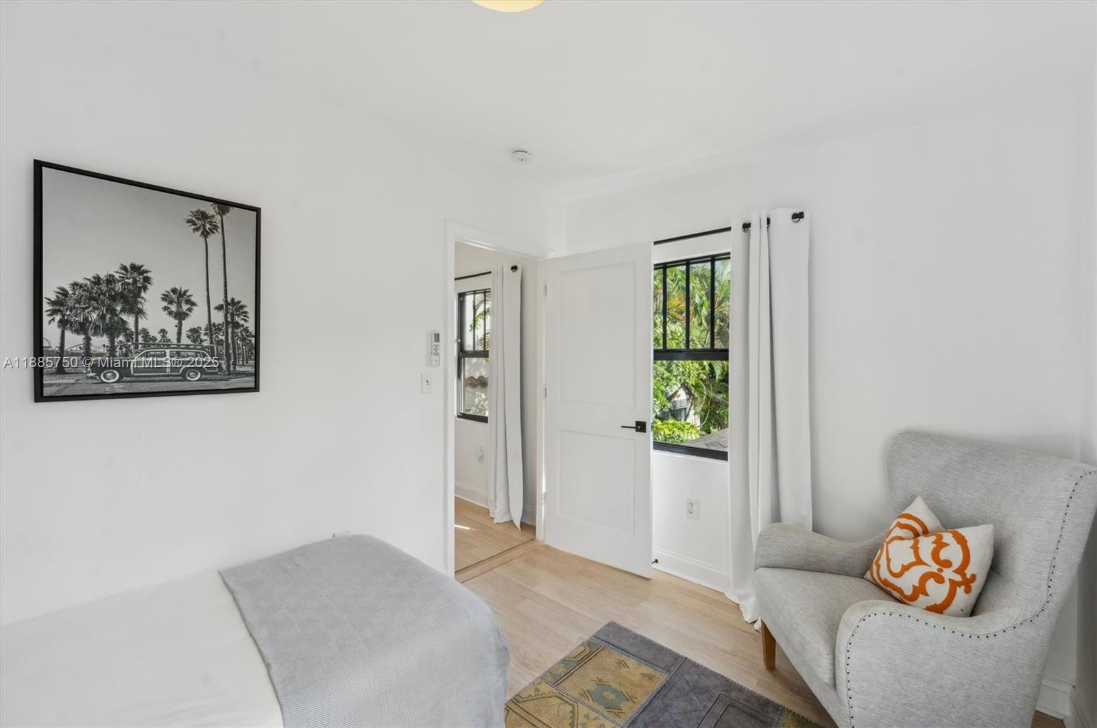SHADOWLAWN - Residential