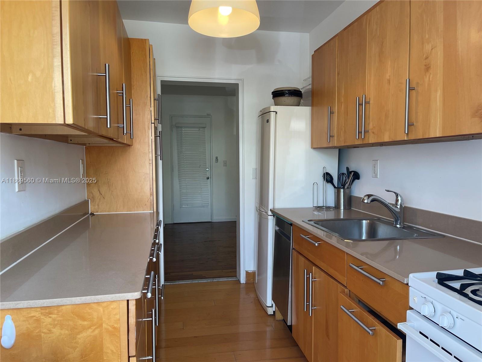 MANSFIELD PARK CONDO - Residential