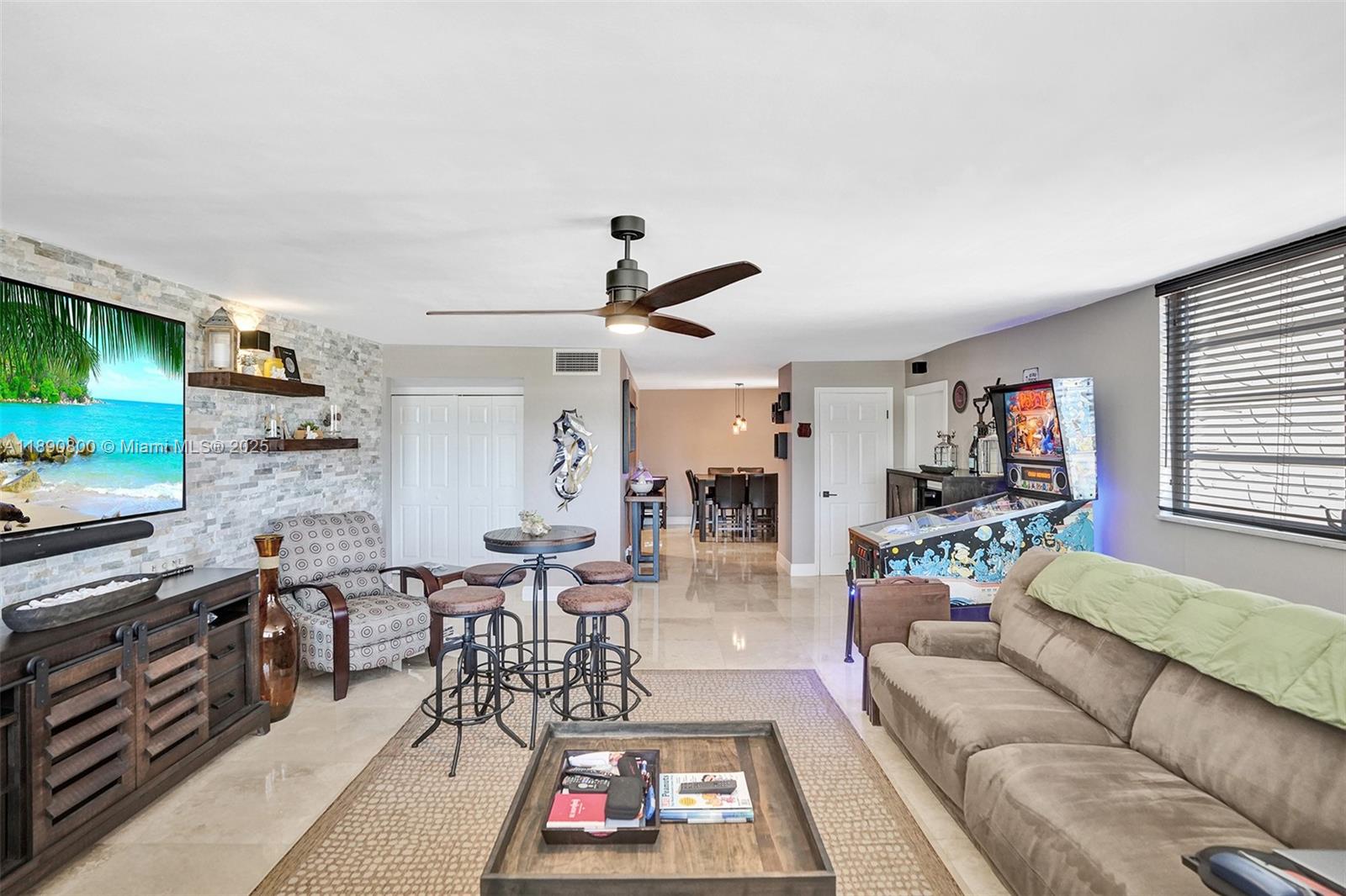 TELSTAR CONDOMINIUM INC - Residential Lease