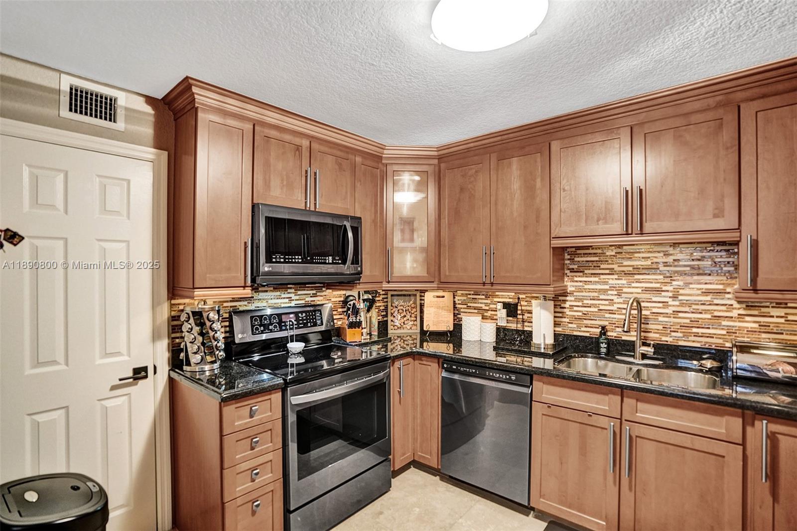 TELSTAR CONDOMINIUM INC - Residential Lease