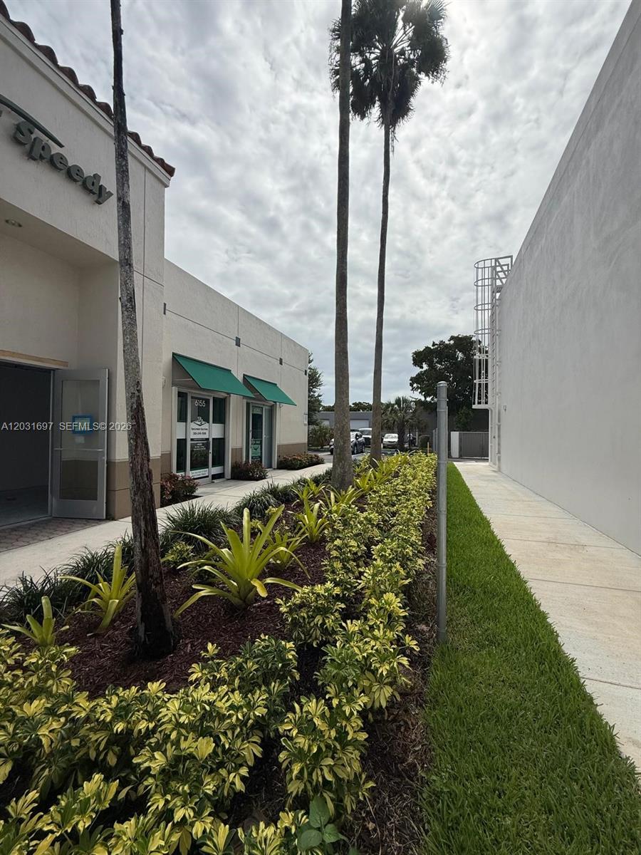6155 E Miami Lakes Dr E 17A