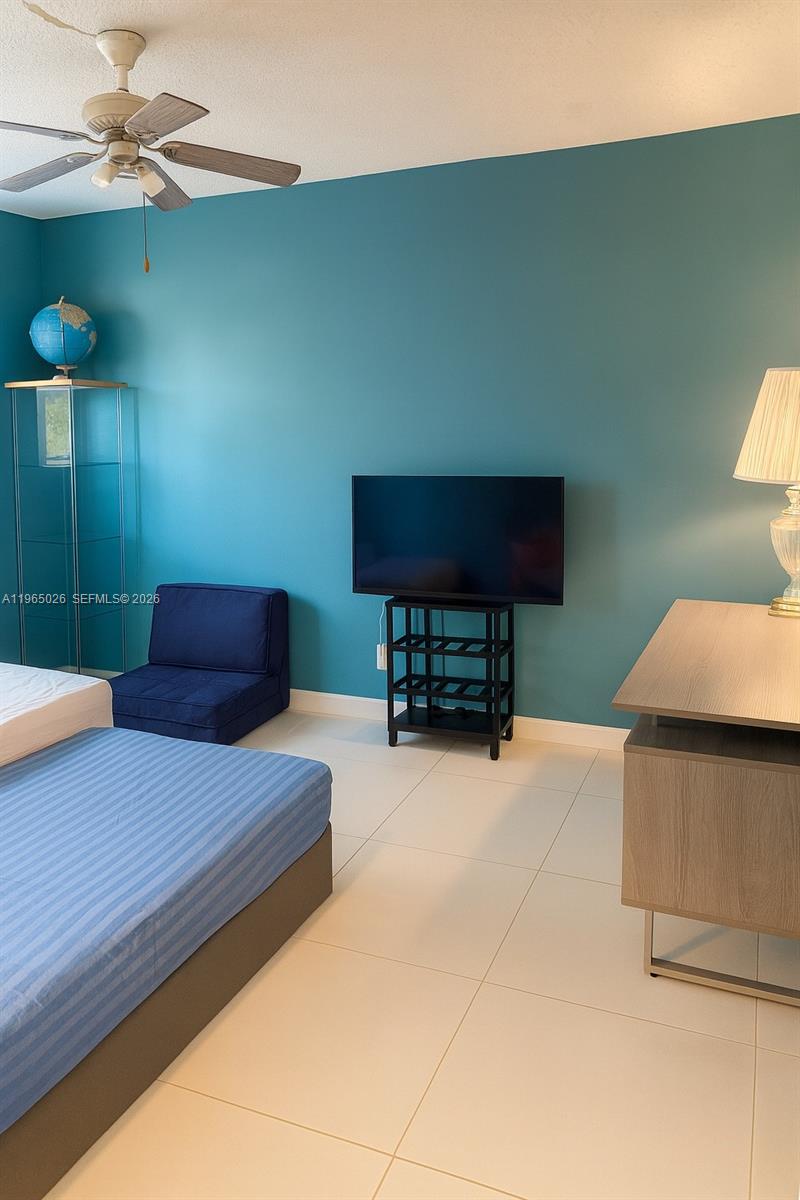 MEADOWBROOK TOWERS CONDO - Residential