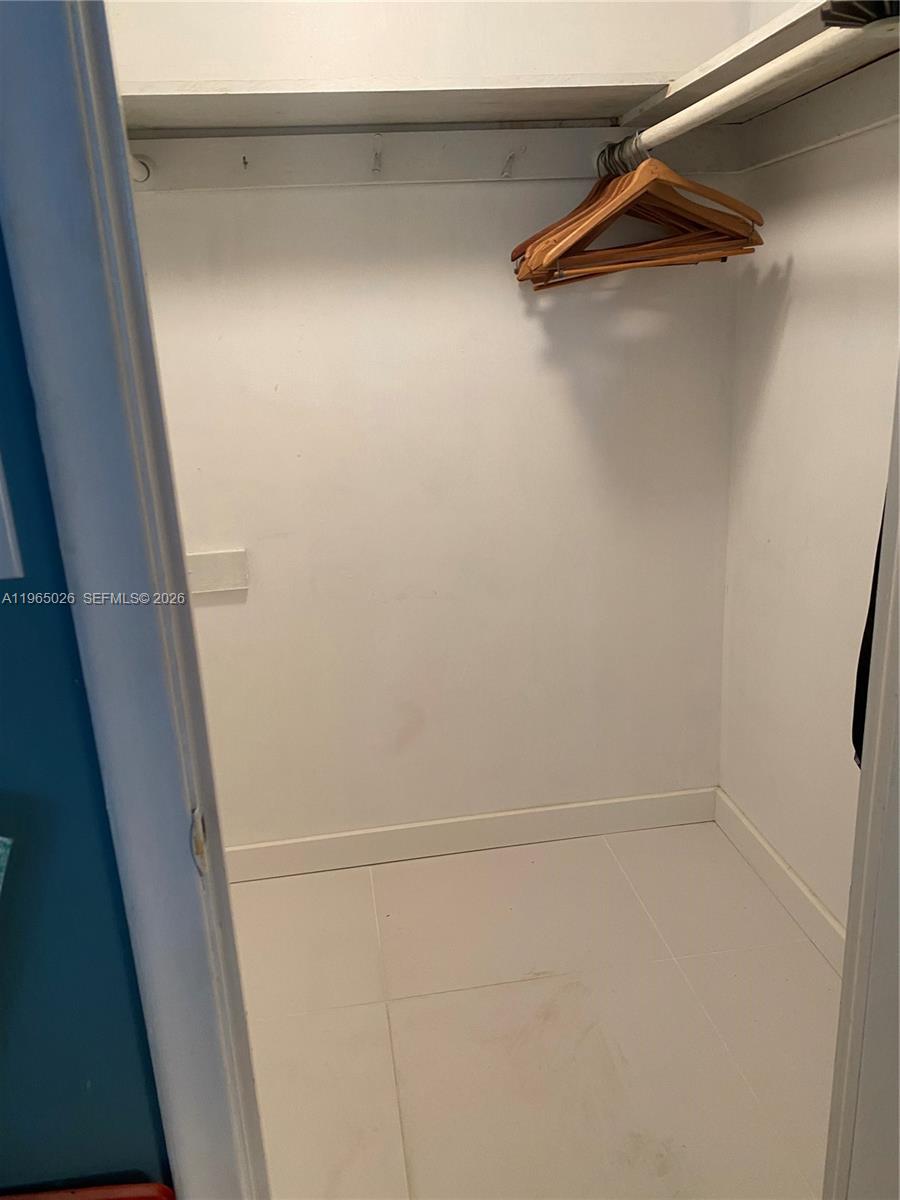 MEADOWBROOK TOWERS CONDO - Residential