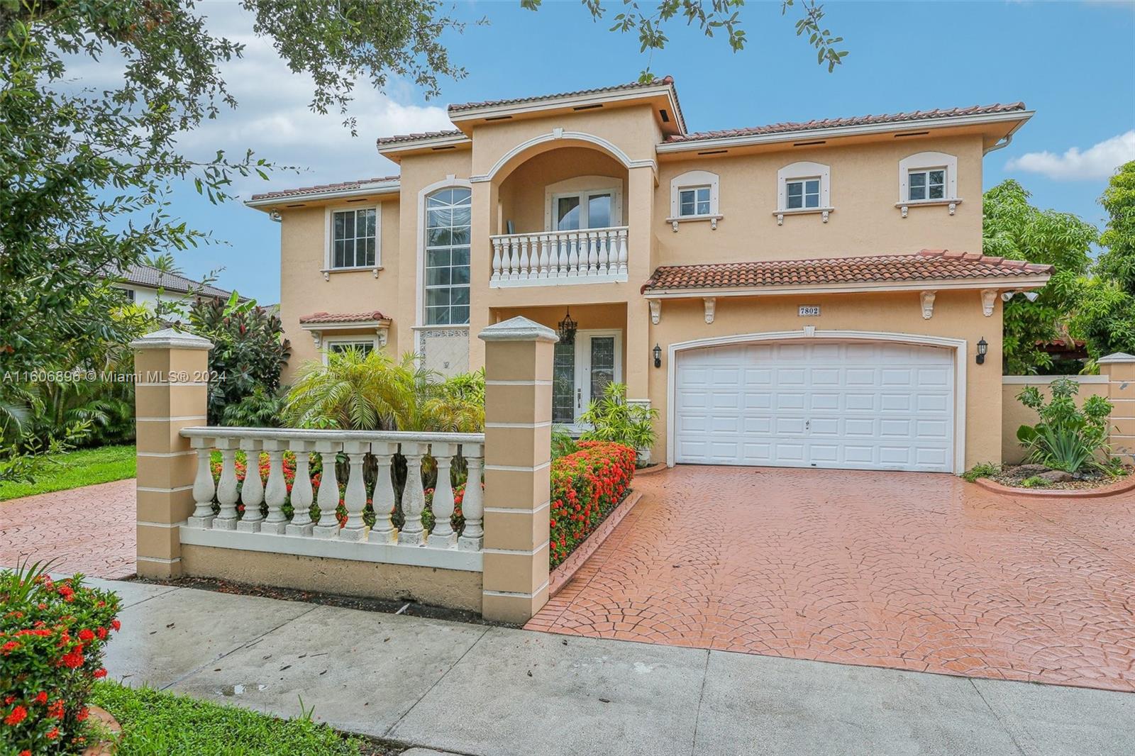 SPACIOUS 4 BEDROOM 3 BATHROOM 2 CAR GARAGE POOL HOME IN ROYAL OAKS! HOME FEATURES A GREAT FLOOR PLAN WITH LIVING ROOM, DINING & FAMILY ROOM! IDEAL FOR A LARGE FAMILY, IT HAS A BEDROOM AND FULL BATHROOM DOWNSTAIRS. UPSTAIRS THE HOME FEATURES A LOFT & A BALCONY. LARGE BACKYARD WITH A TERRACE & A POOL THATS WONDERFUL FOR ENTERTAINING!! DON'T MISS OUT...HERES YOUR CHANCE TO OWN AN IMPECCABLE HOME IN MIAMI LAKES THATS PREICED TO SELL!!