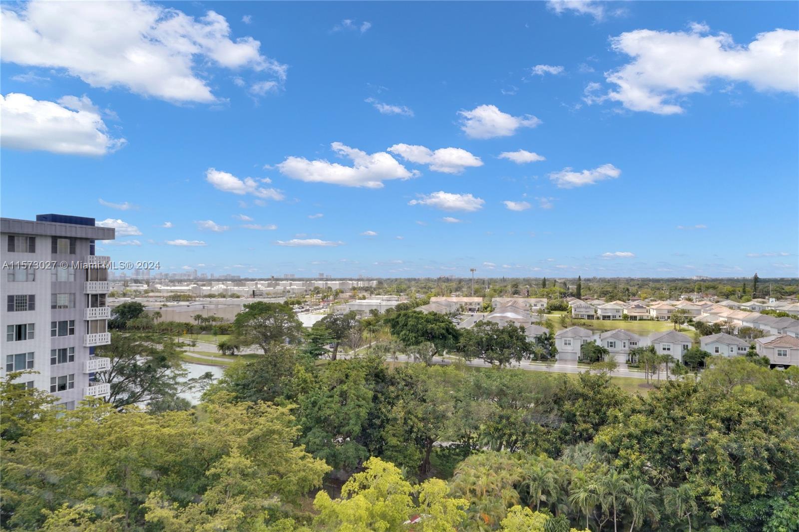 HILLCREST EAST NO 22 COND - Residential