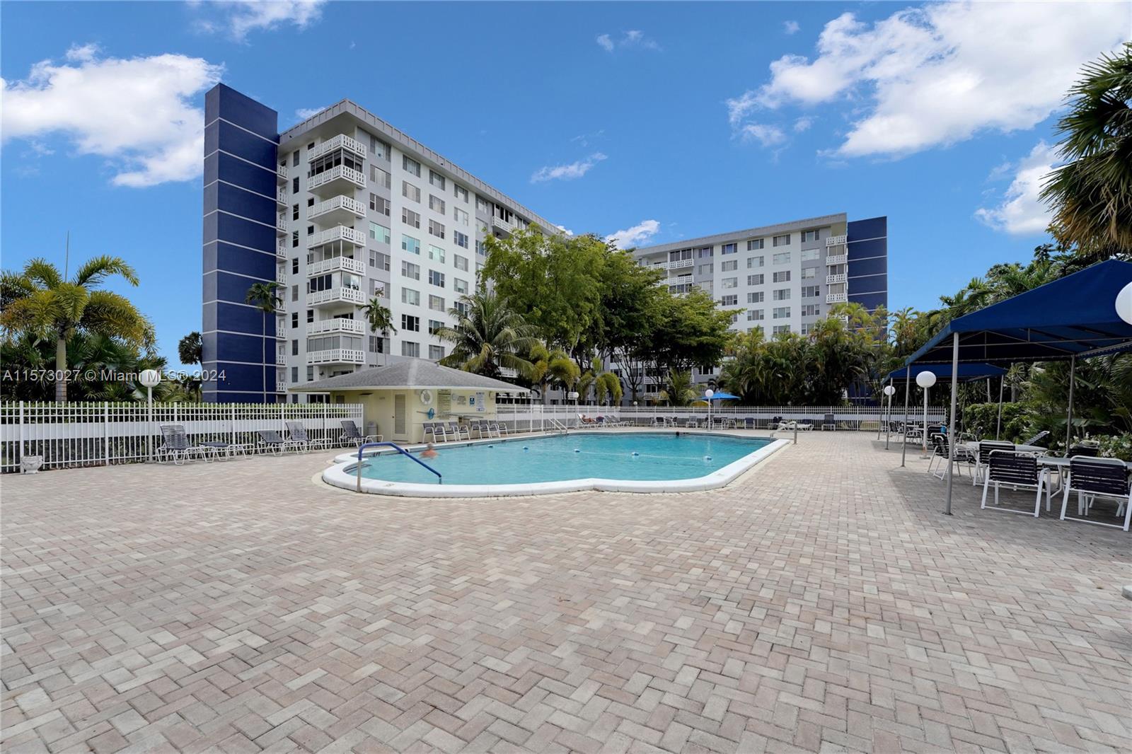 HILLCREST EAST NO 22 COND - Residential