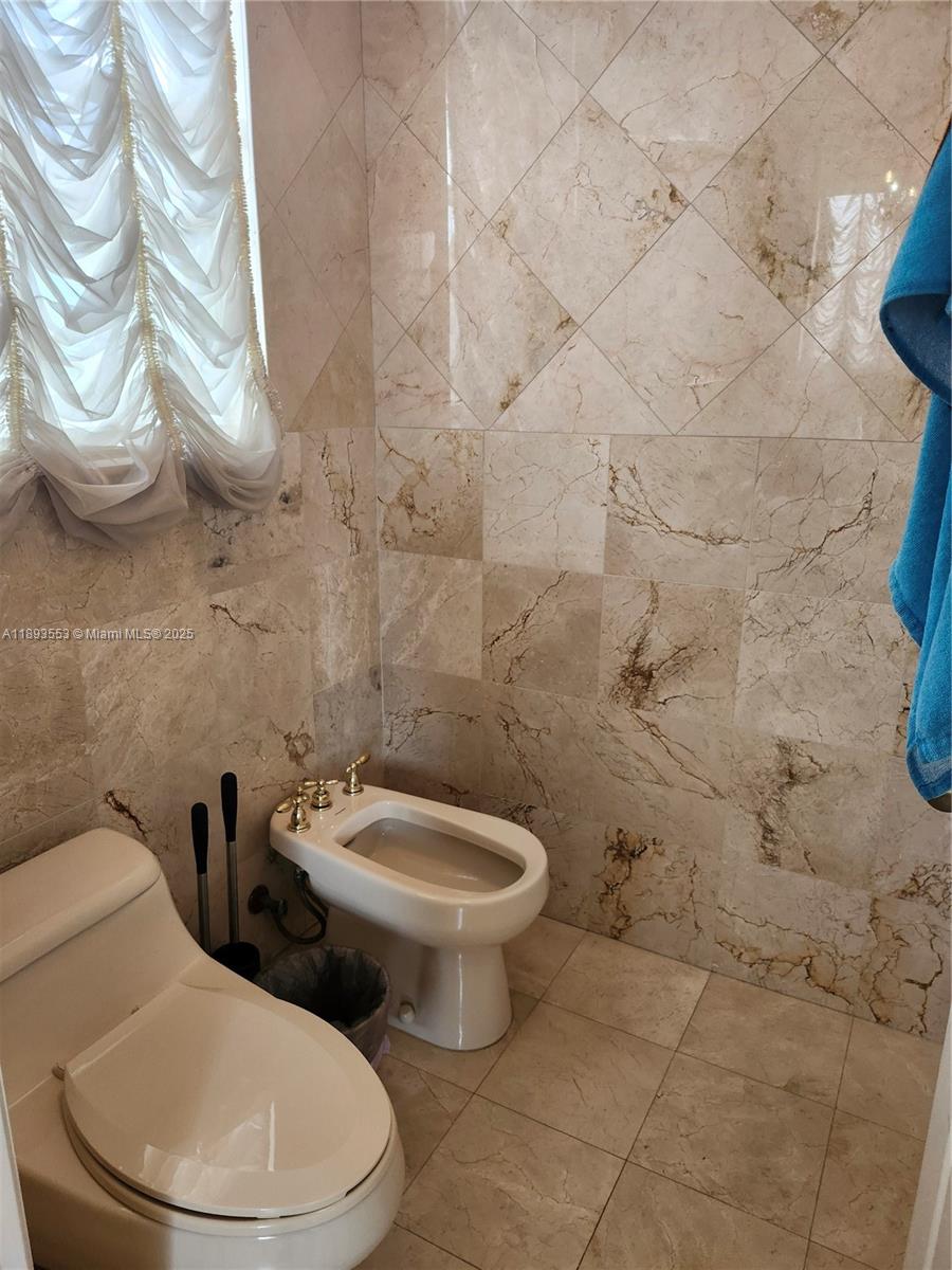 CENTURY GARDENS - Residential